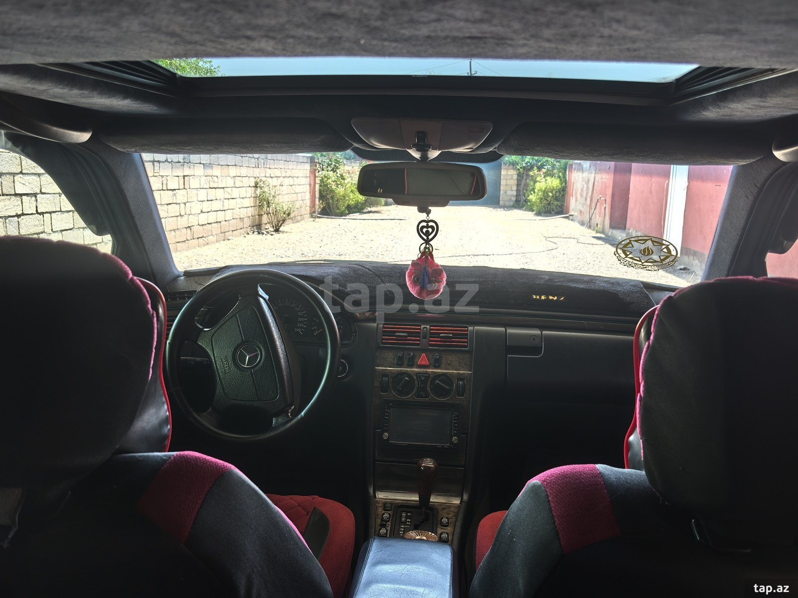 Mercedes E 230, 1996 il (5)