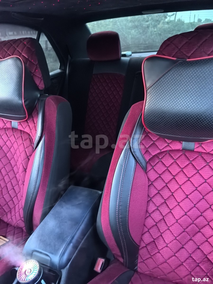 Mercedes E 230, 1996 il (8)