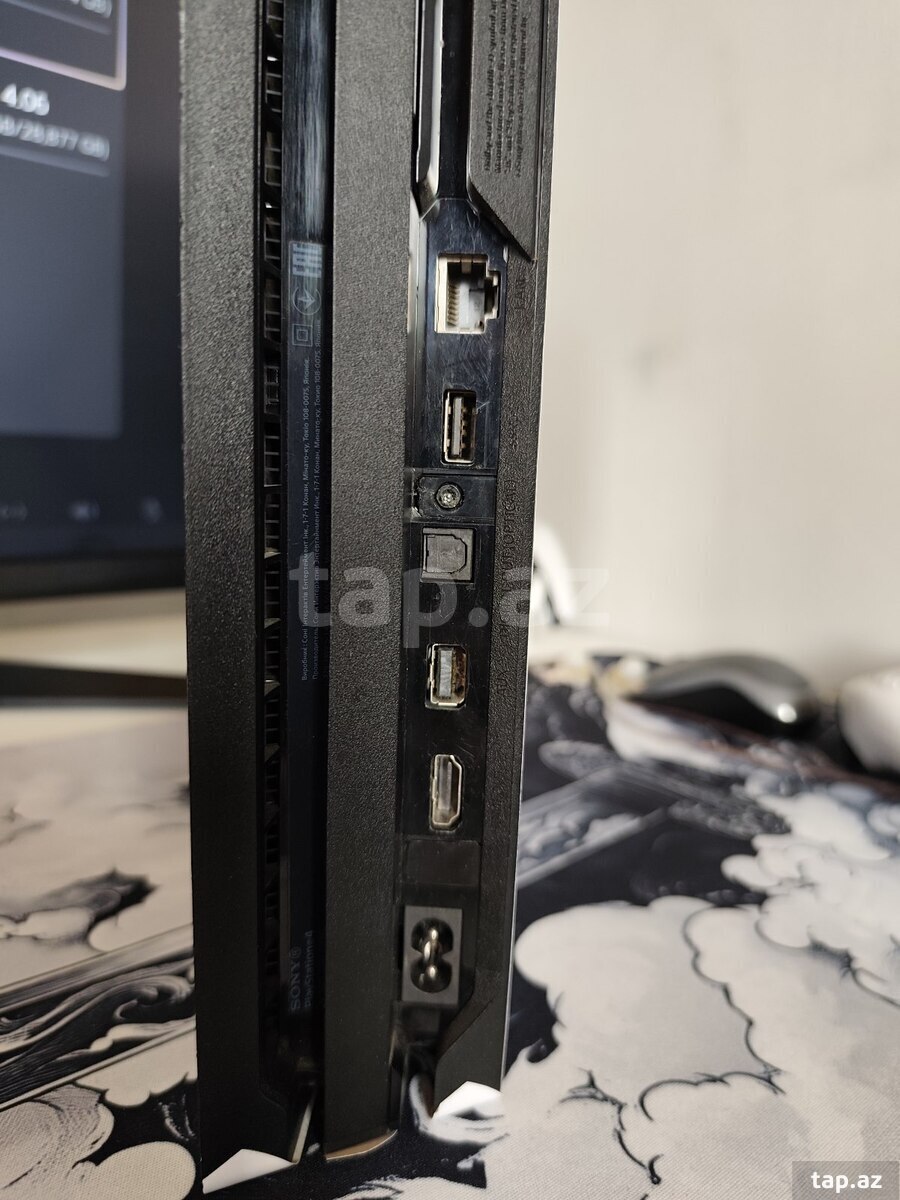 PS4 Pro 1TB (5)