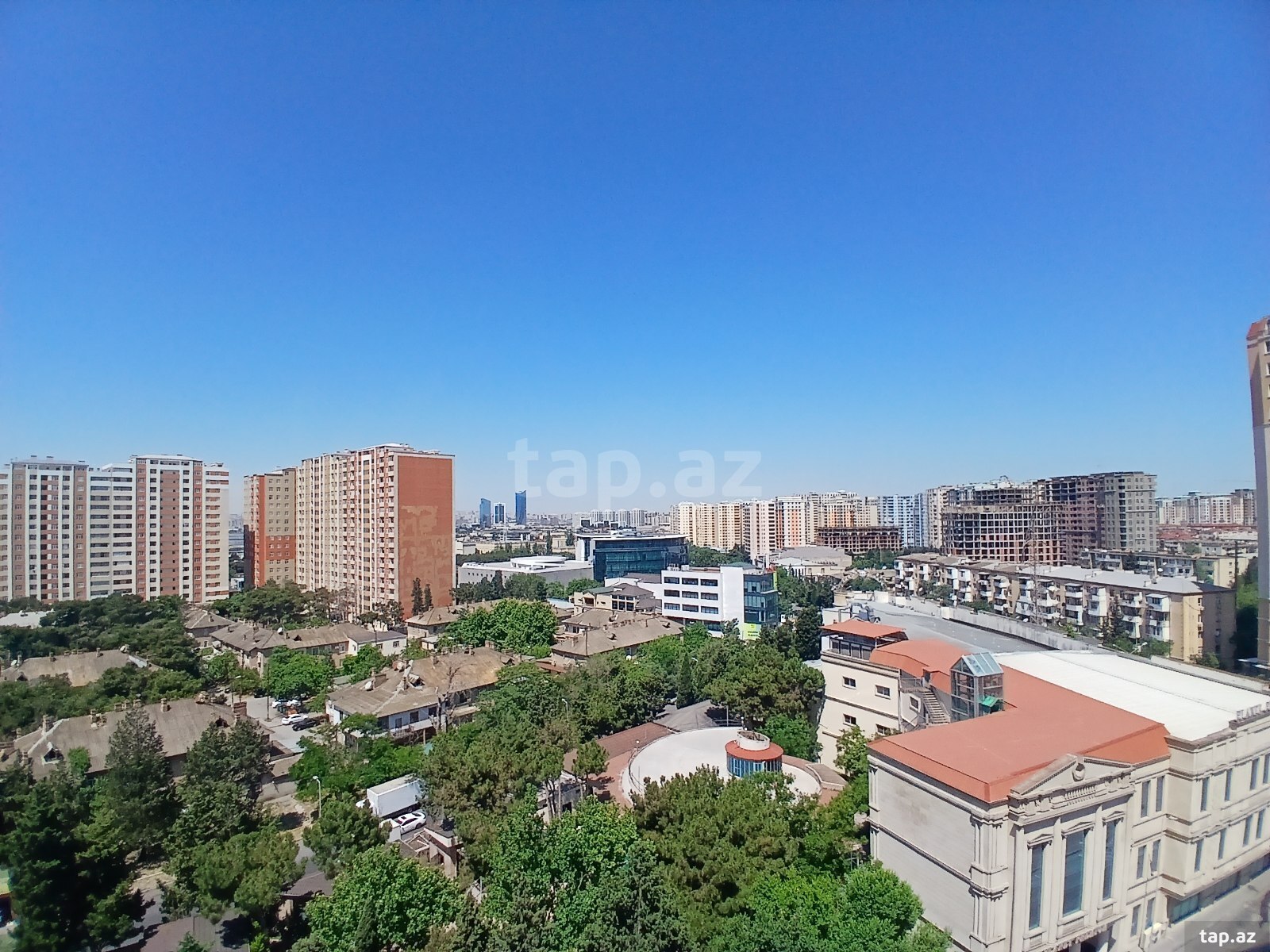 2-otaqlı yeni tikili, Qara Qarayev m., 60 m²
