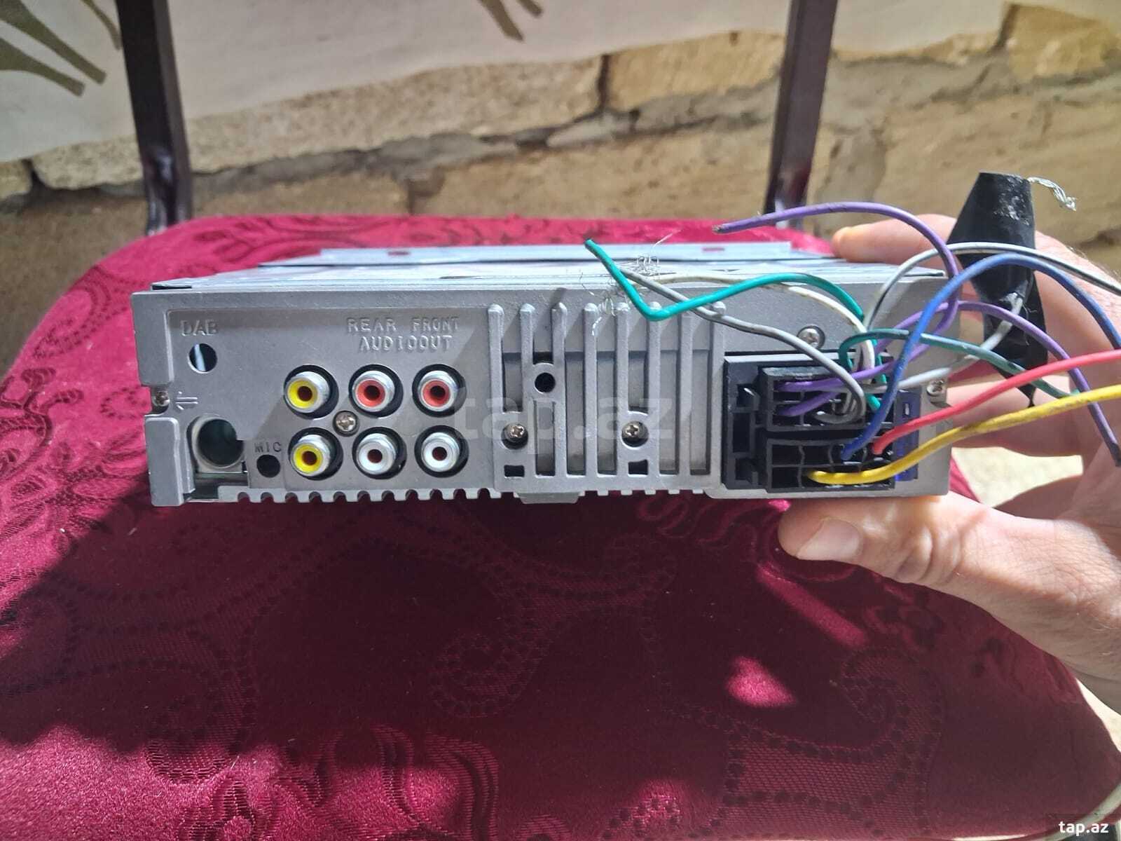 Maqnitola Pioneer DEH-S411 (2)