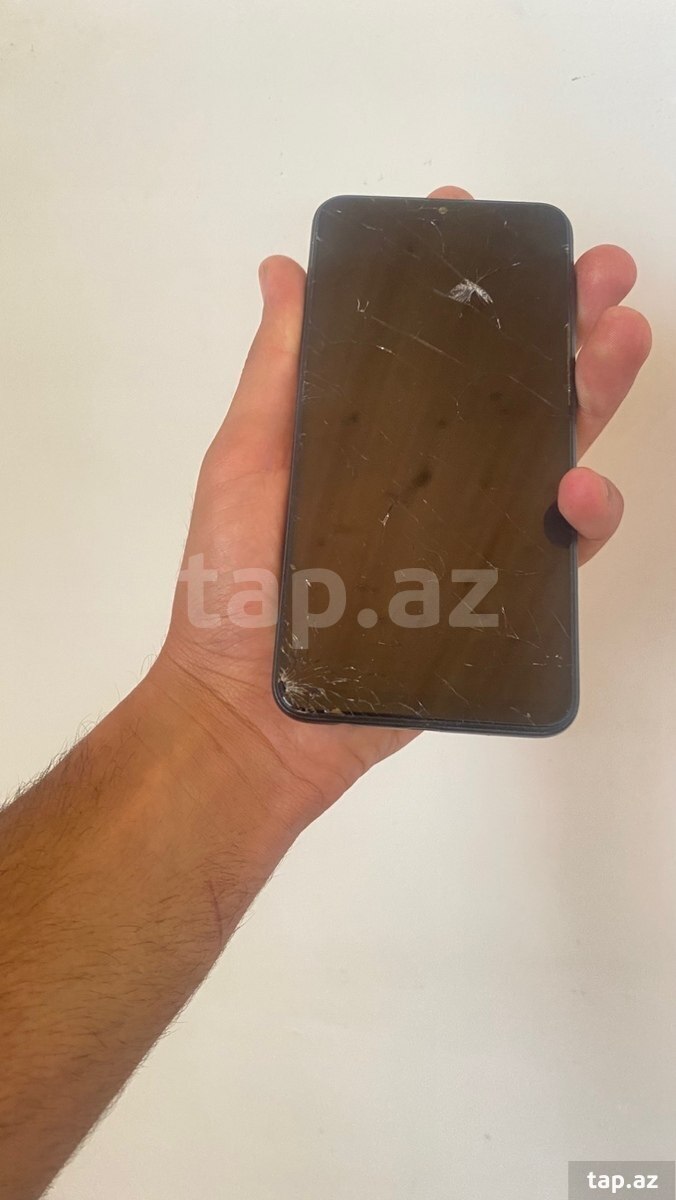 Samsung Galaxy A10 Black 32GB/2GB (3)
