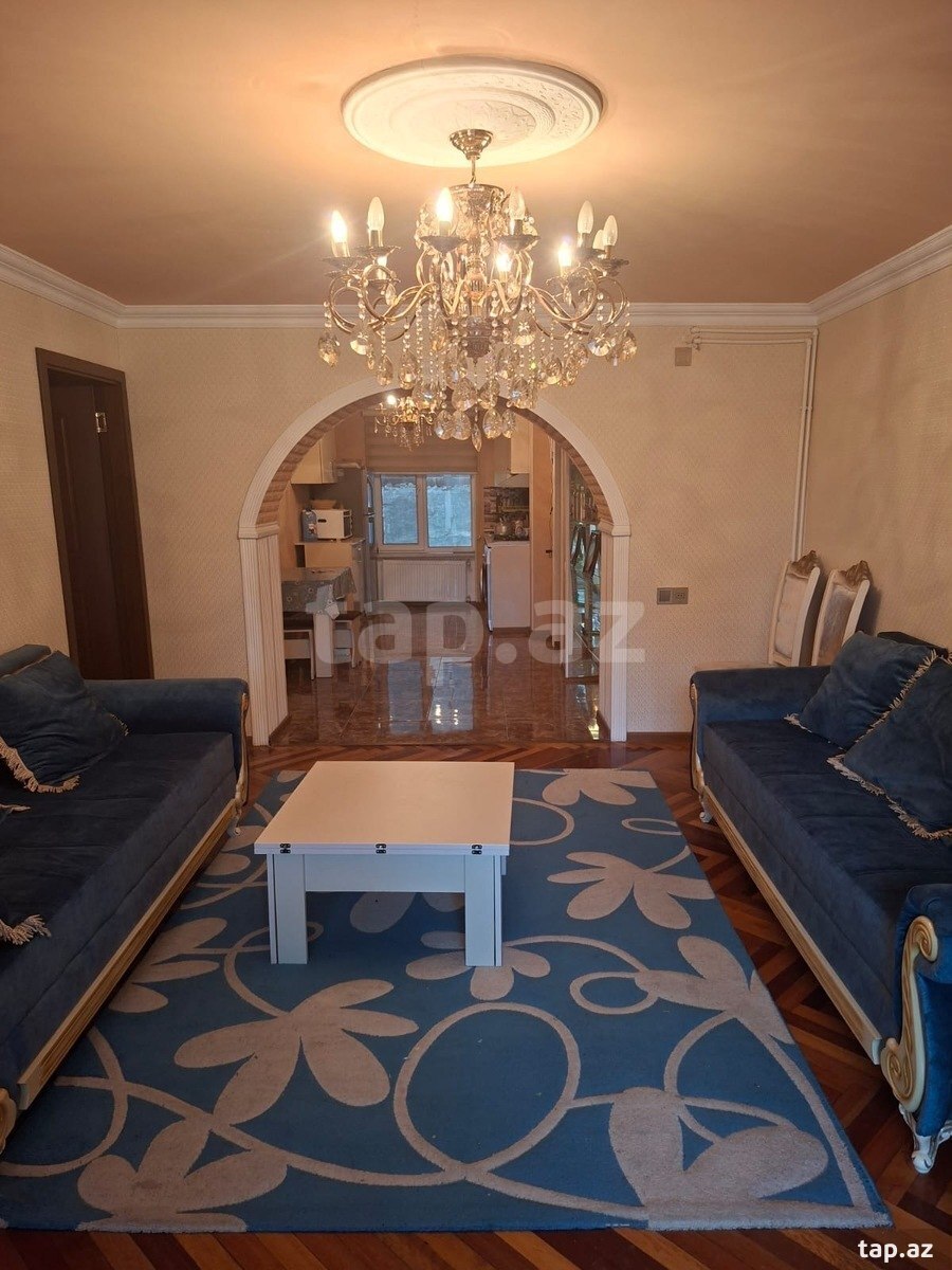 3-otaqlı mənzil kirayə verilir, Gəncə ş., 70 m²