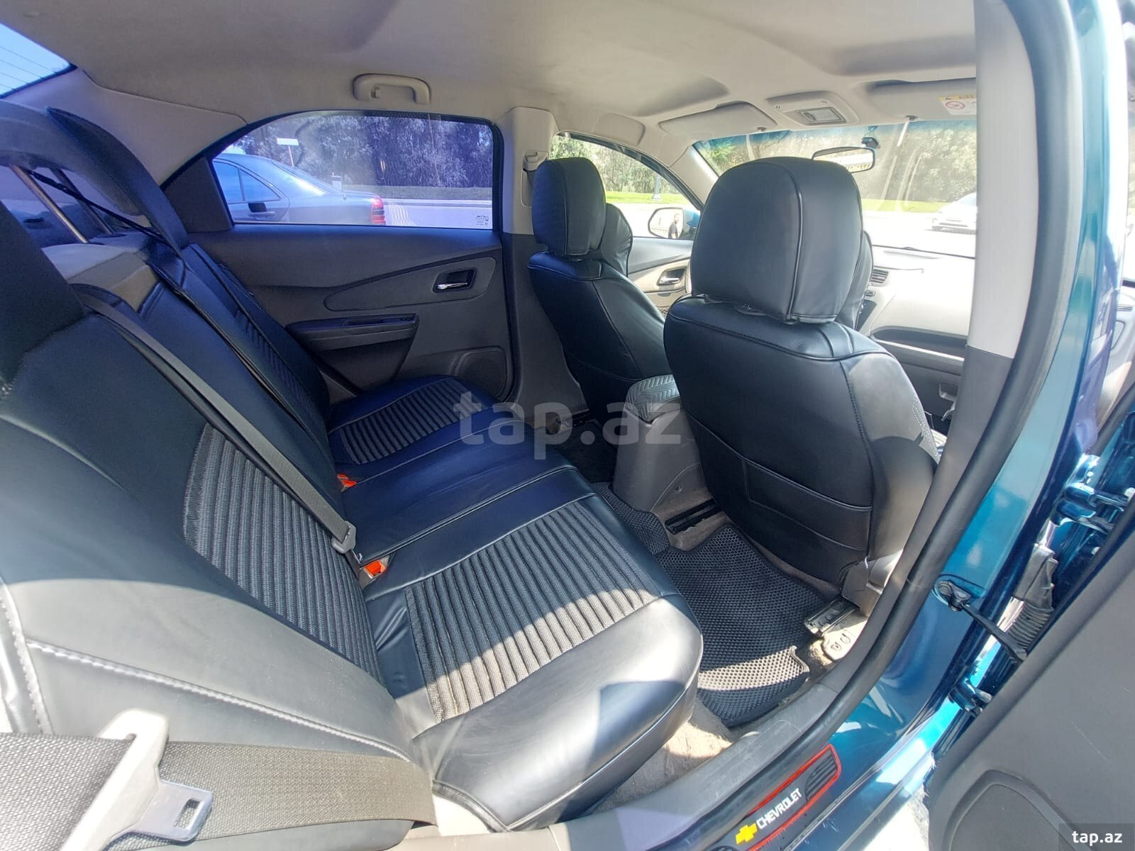 Chevrolet Cobalt, 2024 il (12)