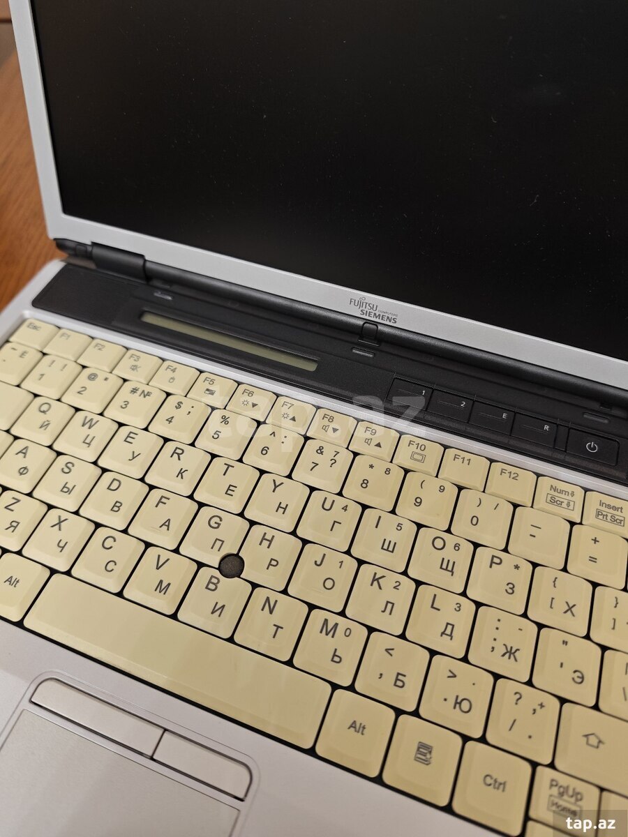Noutbuk Fujitsu-Siemens Lifebook S7110 (3)
