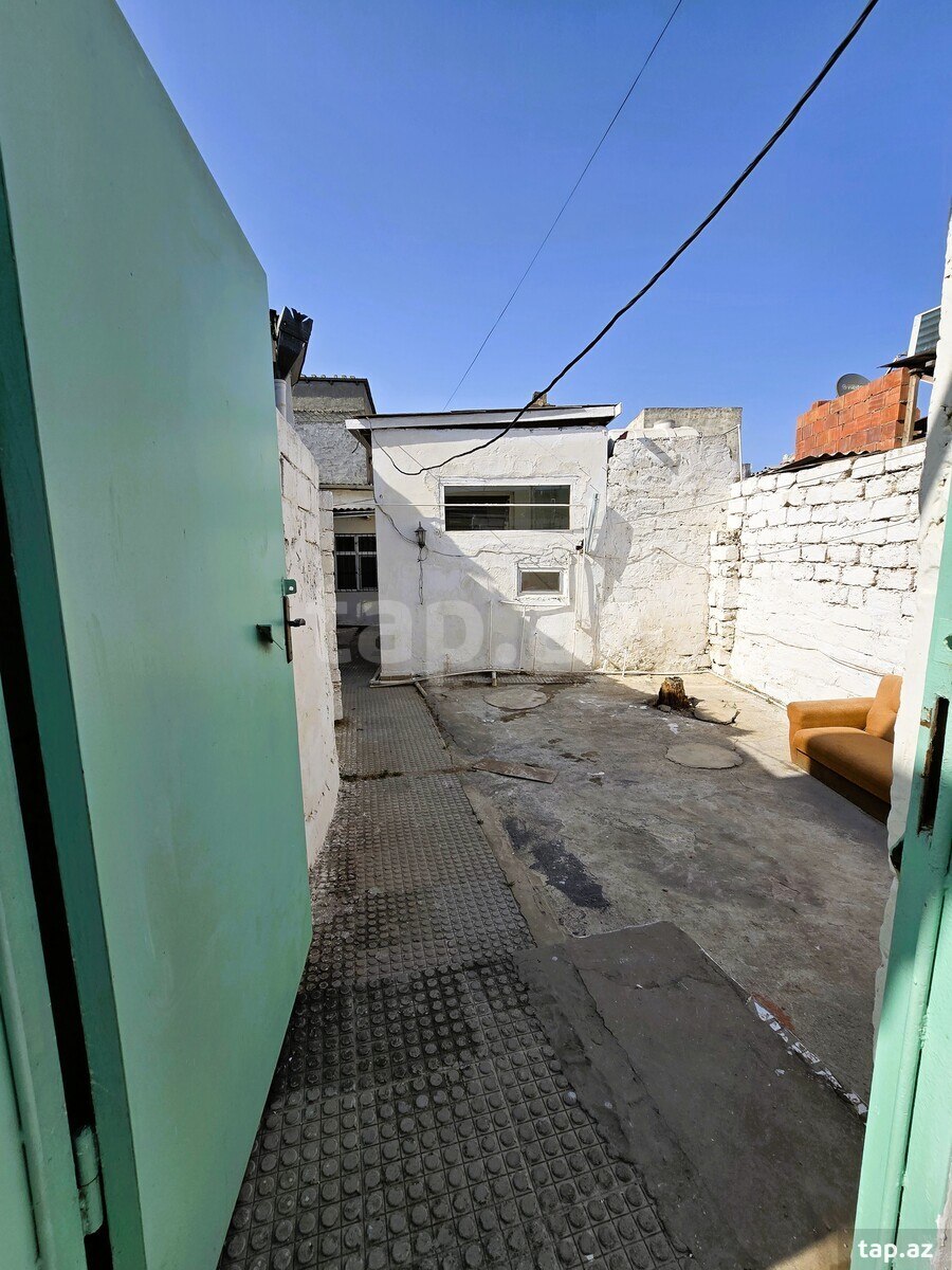 Həyət evi, Keşlə qəs. (25)