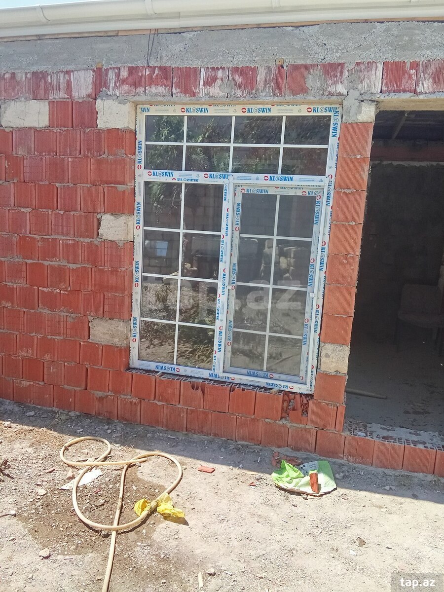 Plastik qapı və pəncərə (26)