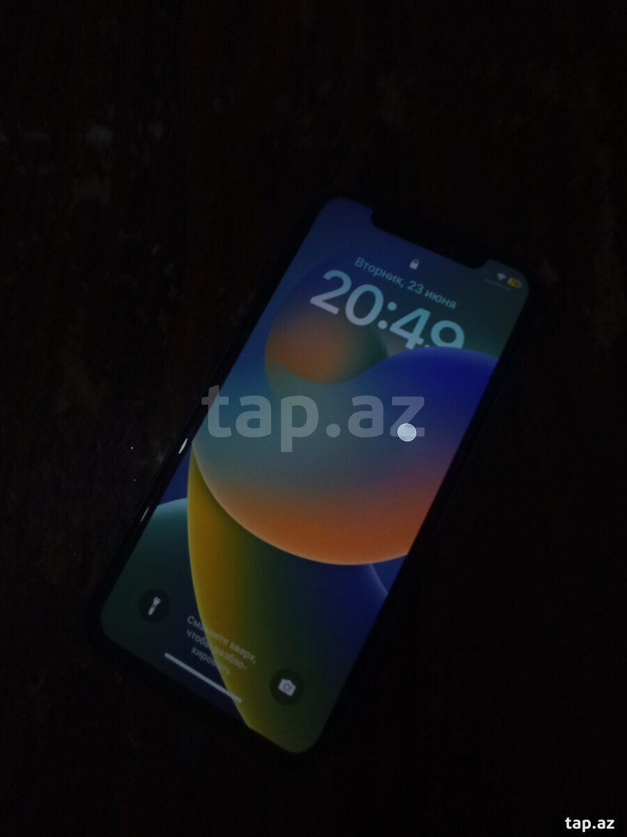 Apple iPhone X Silver 64GB/3GB (6)