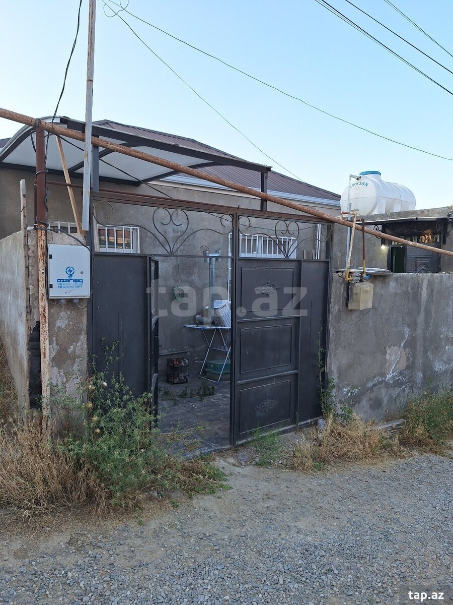 Həyət evi, Hökməli qəs. (11)
