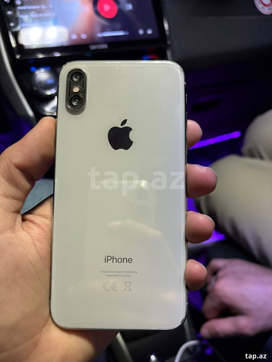 Apple iPhone X Silver 64GB/3GB (2)