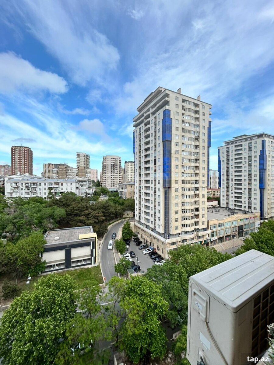 3-otaqlı yeni tikili kirayə verilir, Rəşid Behbudov küç., 170 m² (12)