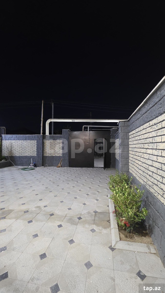Həyət evi, Binə qəs. (3)