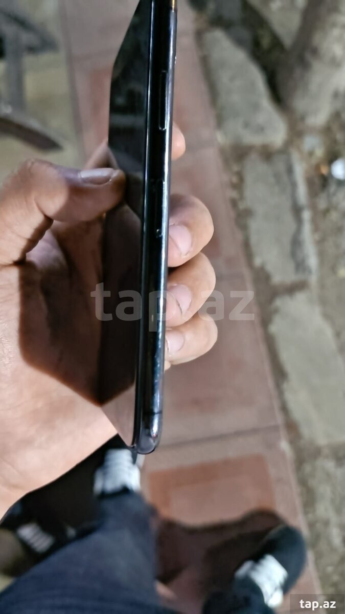 Apple iPhone X Space Gray 64GB/3GB (3)