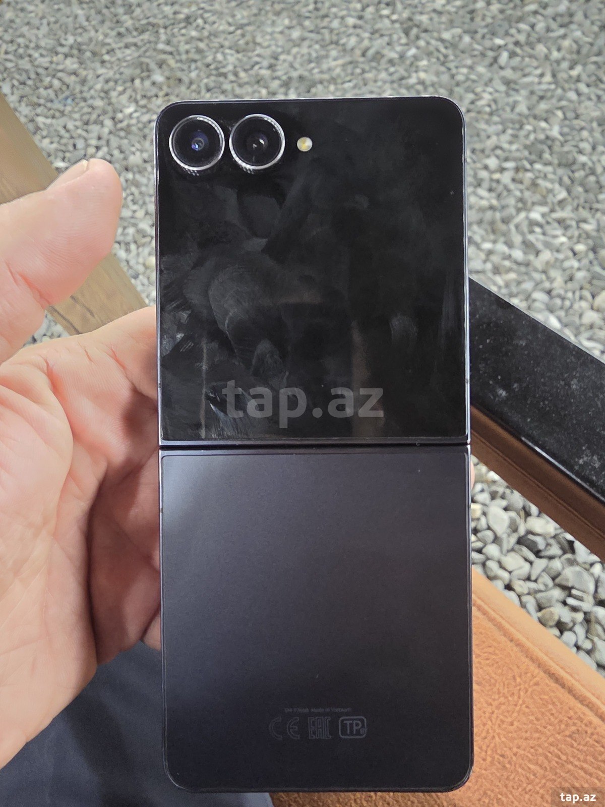 Samsung Galaxy Z Flip 7 Jet Black 256GB/12GB