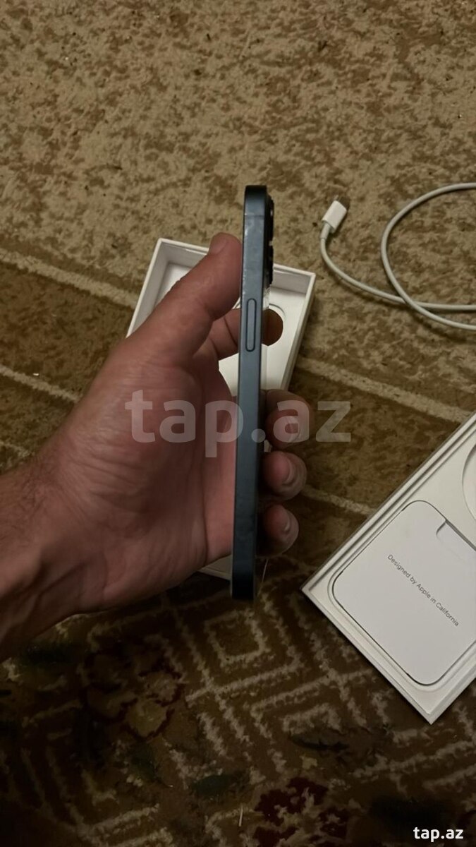 Apple iPhone 13 Midnight 128GB/4GB (6)