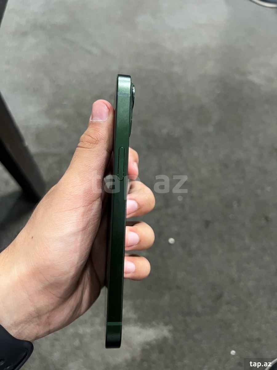 Apple iPhone 13 Green 128GB/4GB (3)