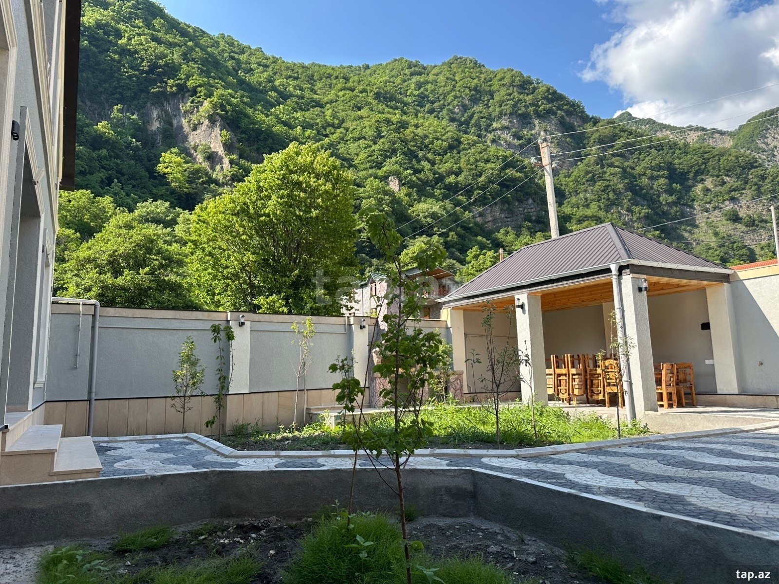 Villa kirayə verilir, Qax r. (5)