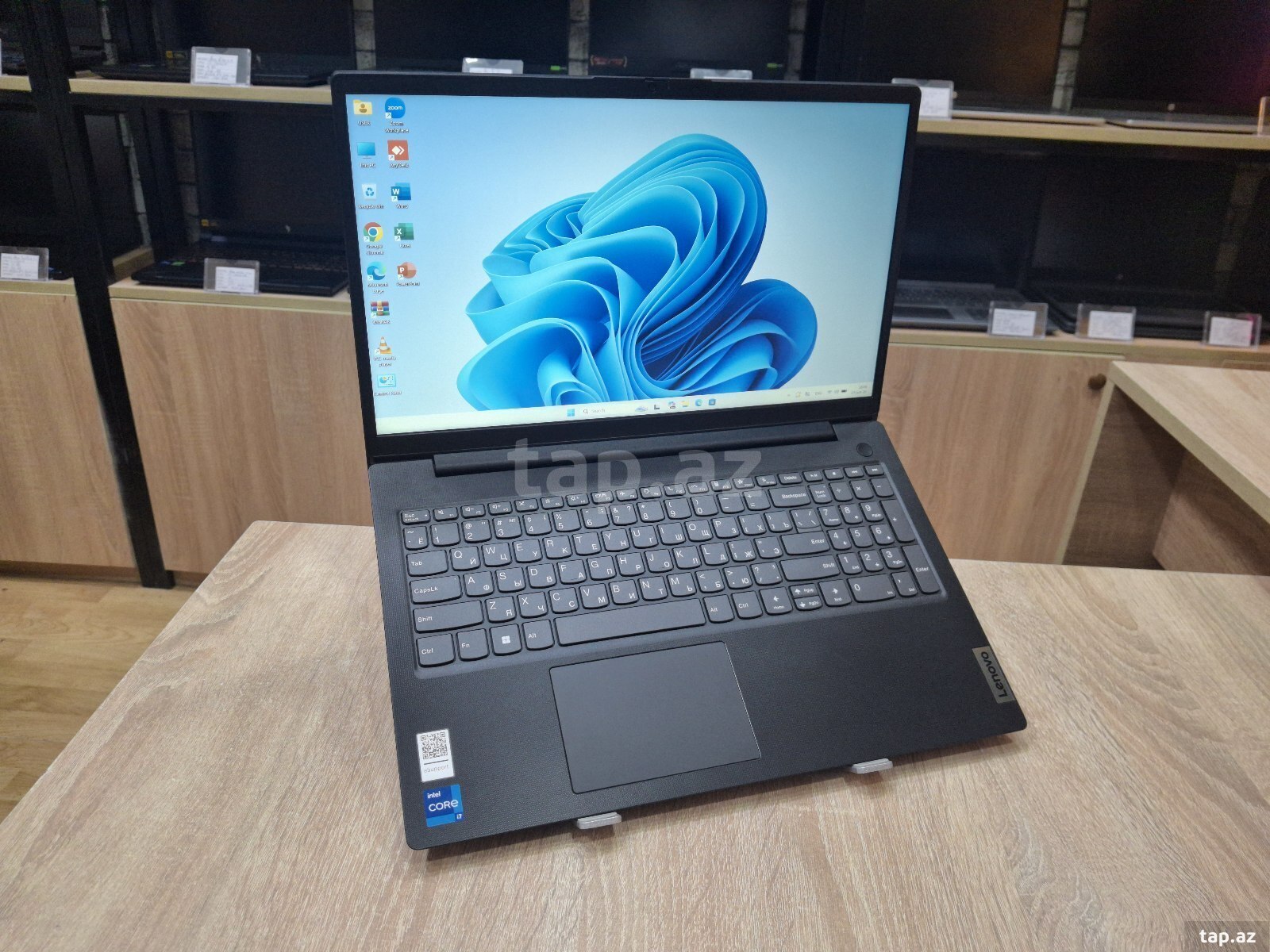 Noutbuk Lenovo (6)