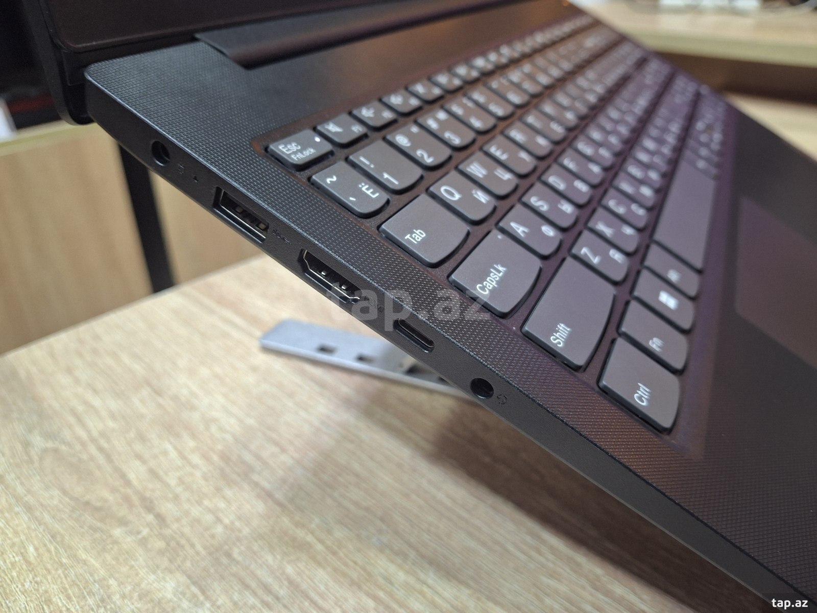 Noutbuk Lenovo (7)