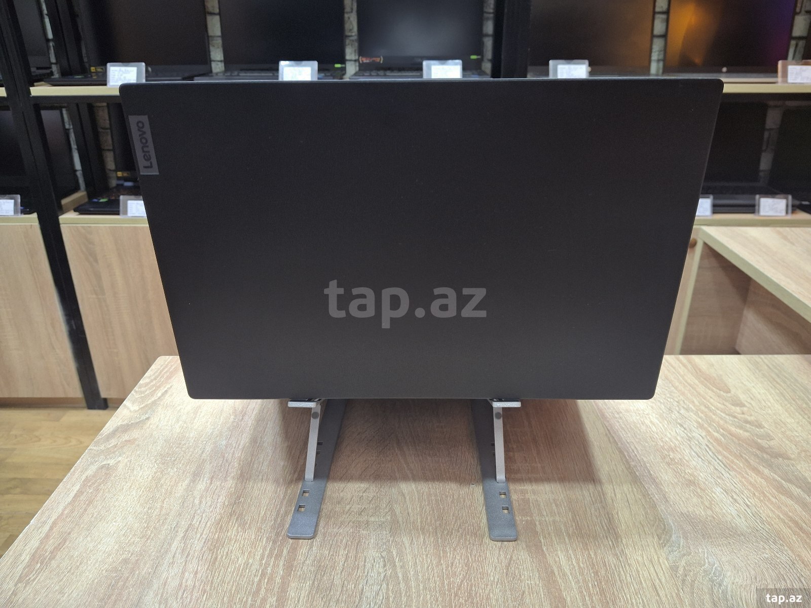 Noutbuk Lenovo (9)