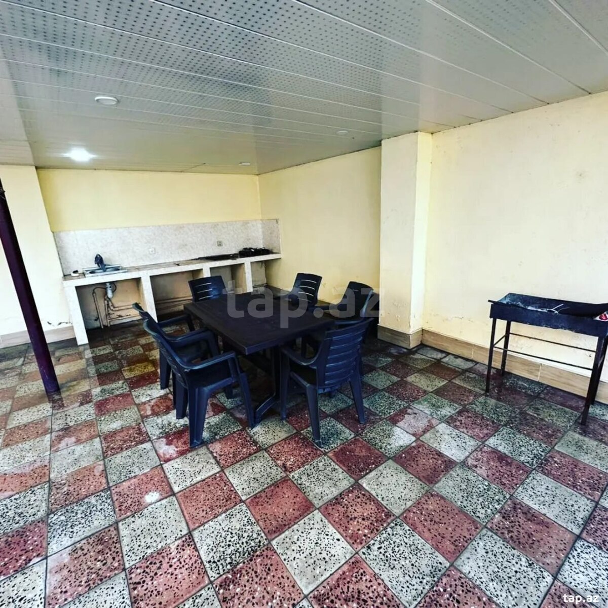 Həyət evi kirayə verilir, Nabran qəs. (13)