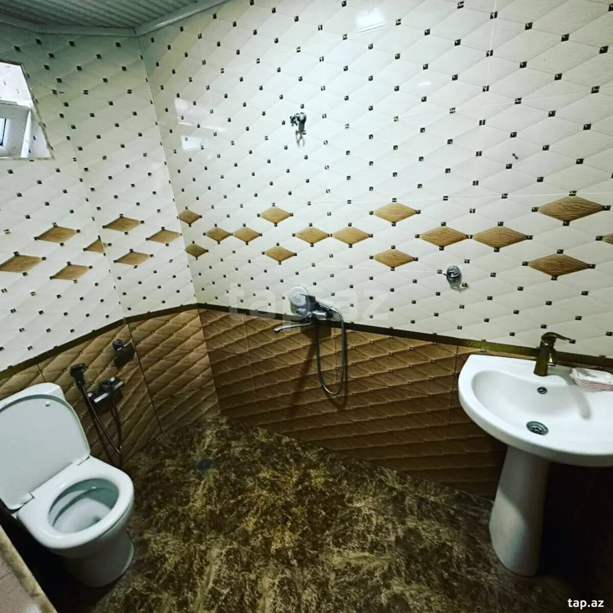 Həyət evi kirayə verilir, Nabran qəs. (11)