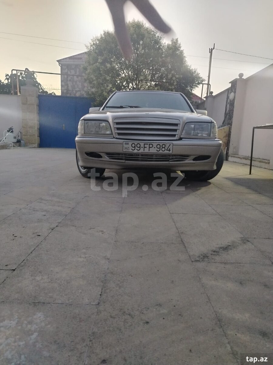 Mercedes C 180, 1997 il (2)