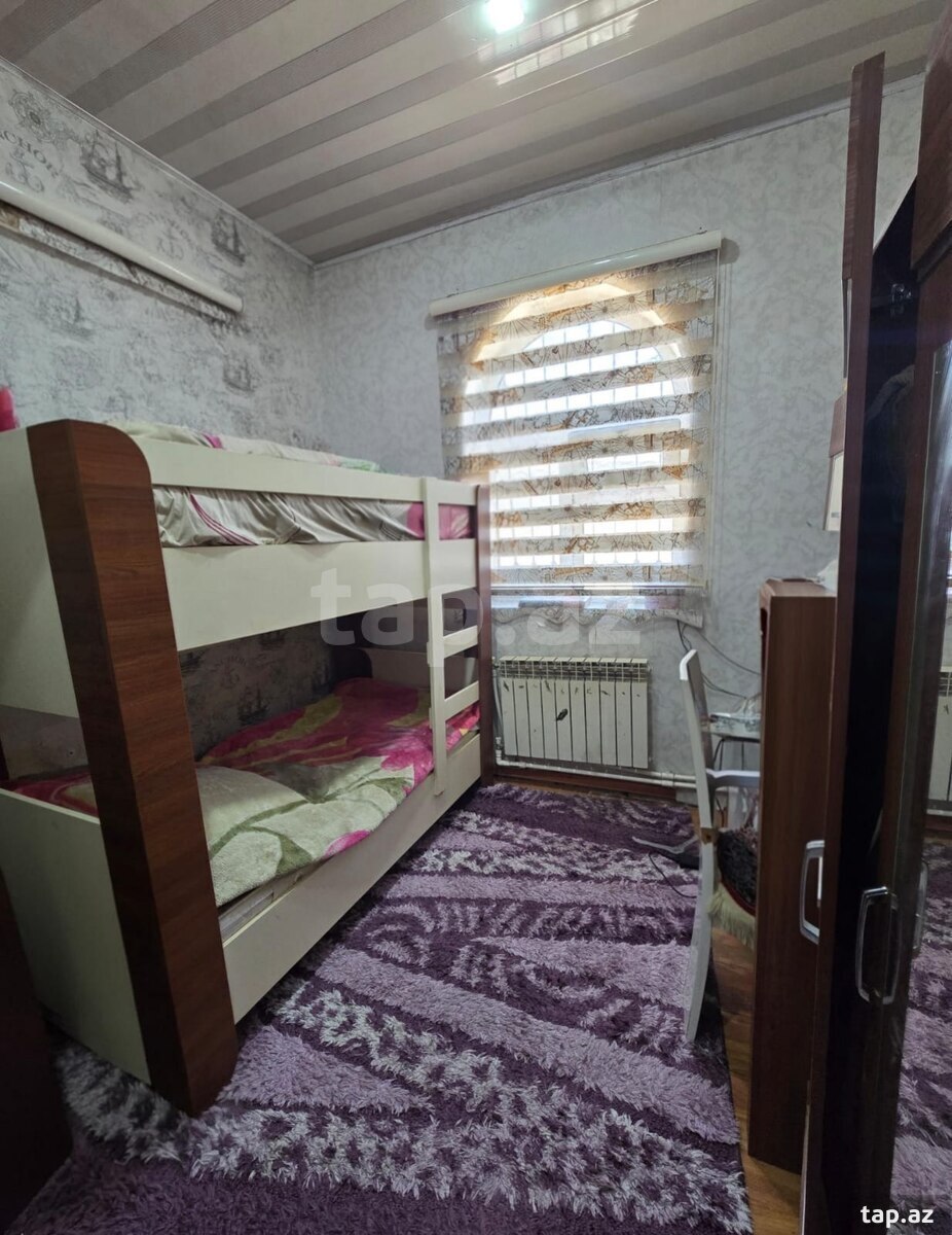 Həyət evi, Qaraçuxur qəs. (24)