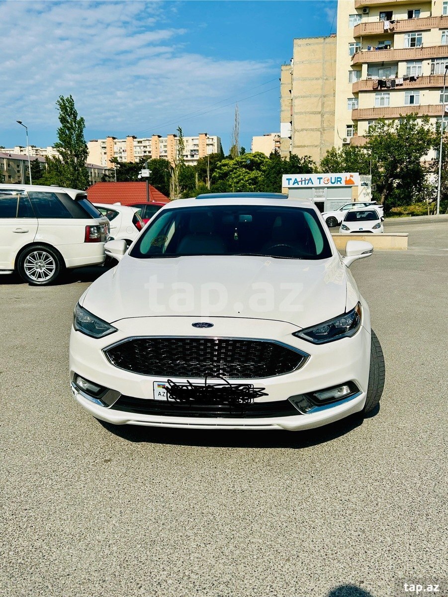 Ford Fusion, 2017 il