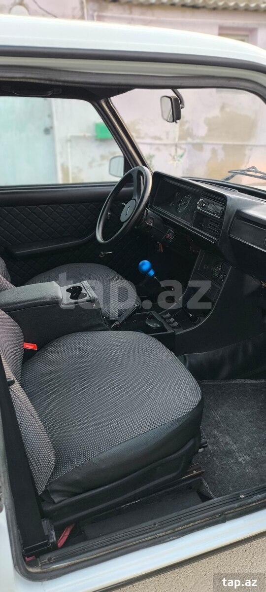 LADA (VAZ) 2107, 2000 il (15)