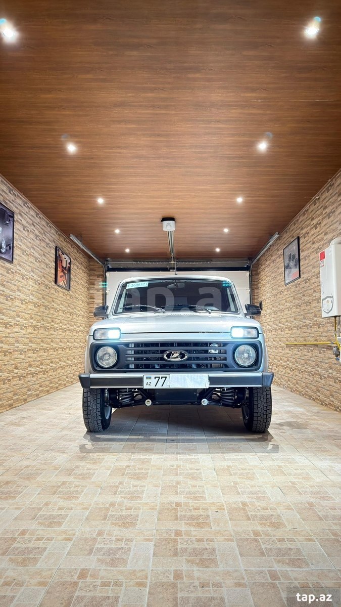 LADA (VAZ) Niva, 2025 il