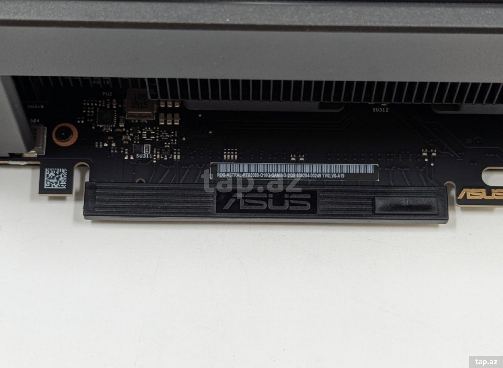 Video kart Asus RTX 5080 Rog Astral OC 16GB (5)
