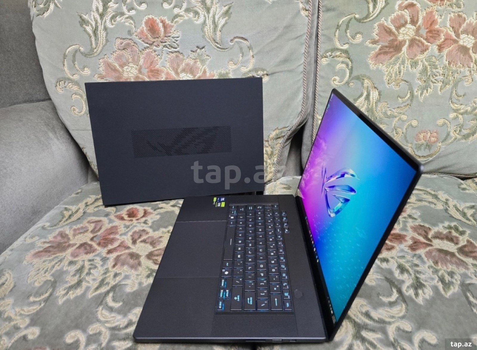Asus Rog Zephyrus G16 RTX 5070Ti  (10)