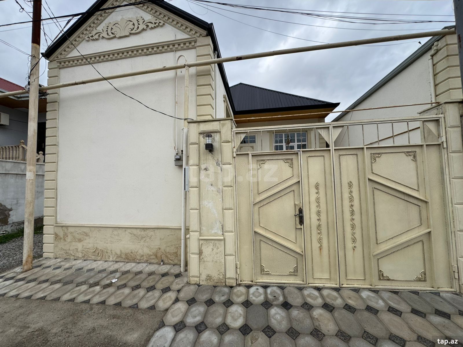 Həyət evi, Binəqədi qəs.