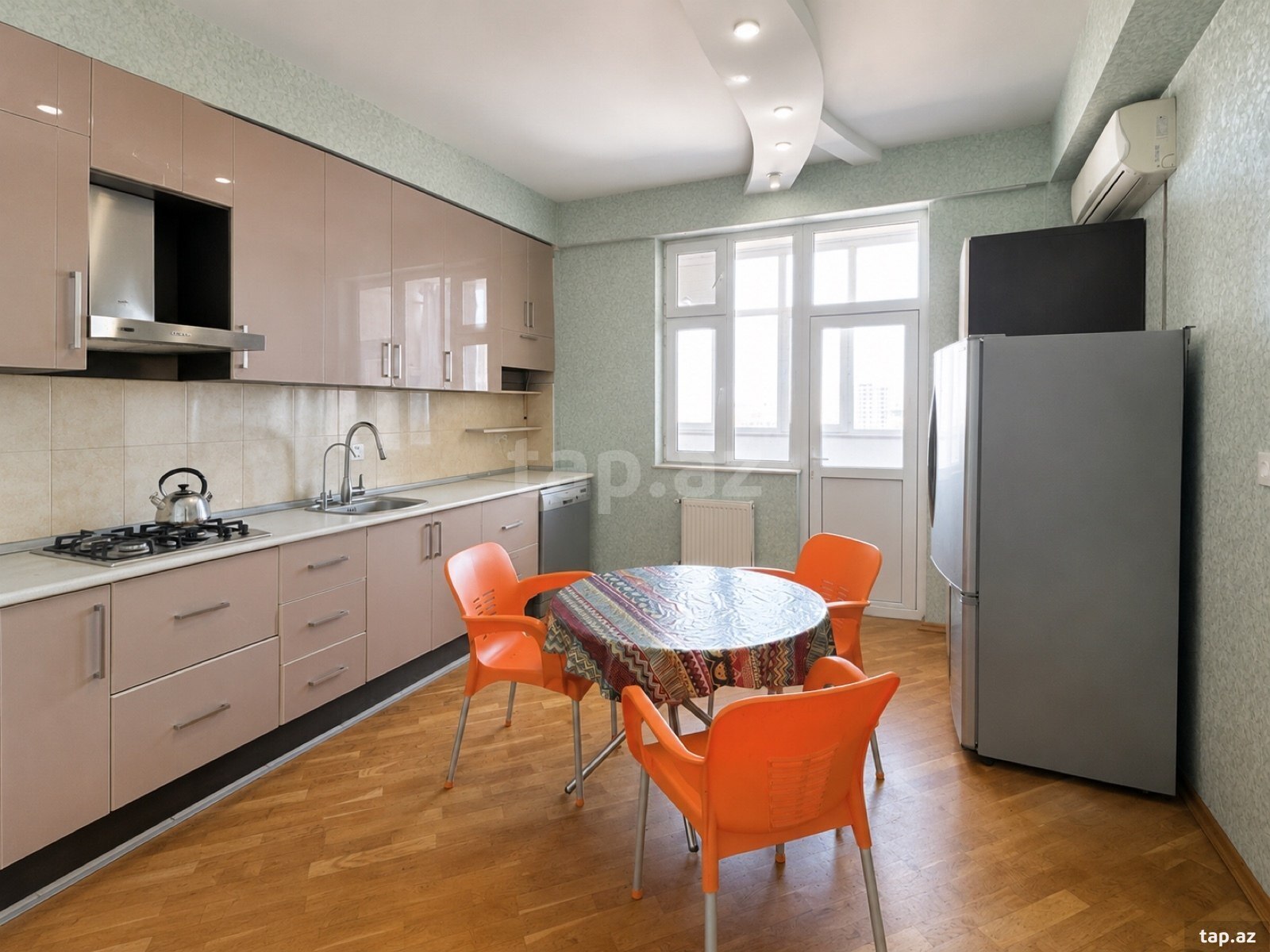 3-otaqlı yeni tikili kirayə verilir, Elmlər Akademiyası m., 111 m² (9)