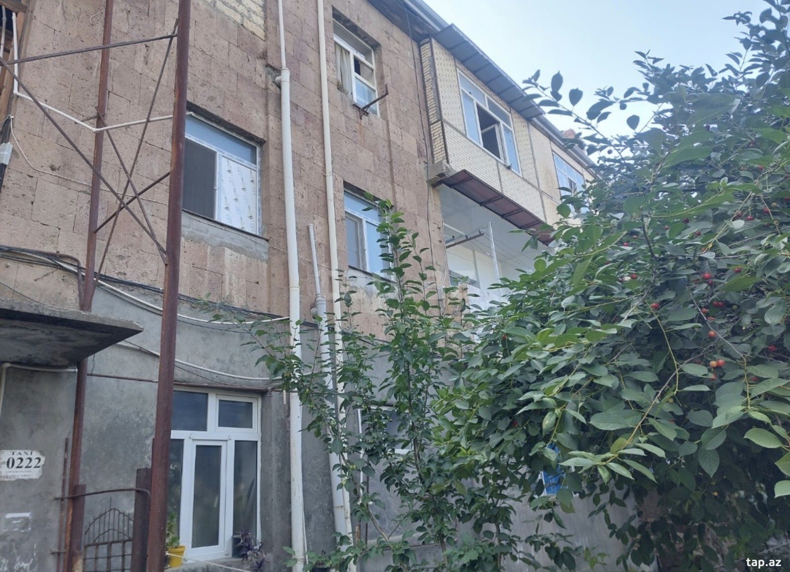 4-otaqlı mənzil, Gəncə ş., 93 m² (2)
