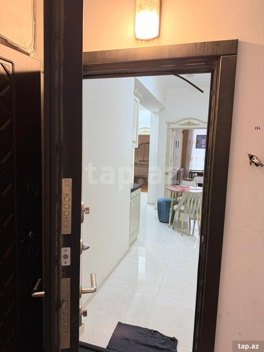 3-otaqlı yeni tikili kirayə verilir, H.Cavid pr., 130 m²