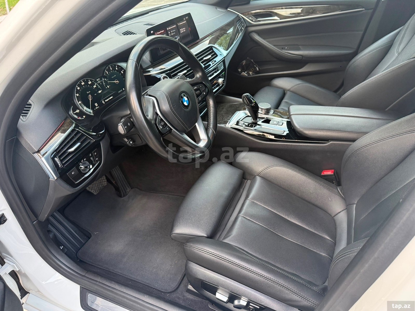 BMW 530, 2018 il (3)