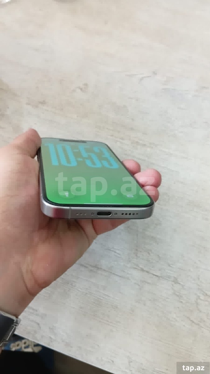 Apple iPhone 15 Pro Natural Titanium 128GB/8GB (6)