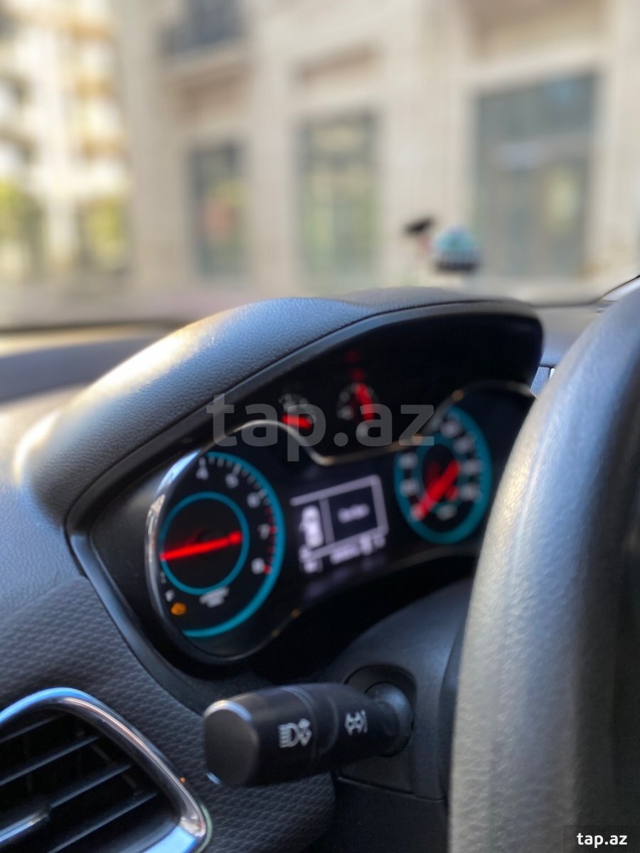 Chevrolet Cruze, 2018 il (5)