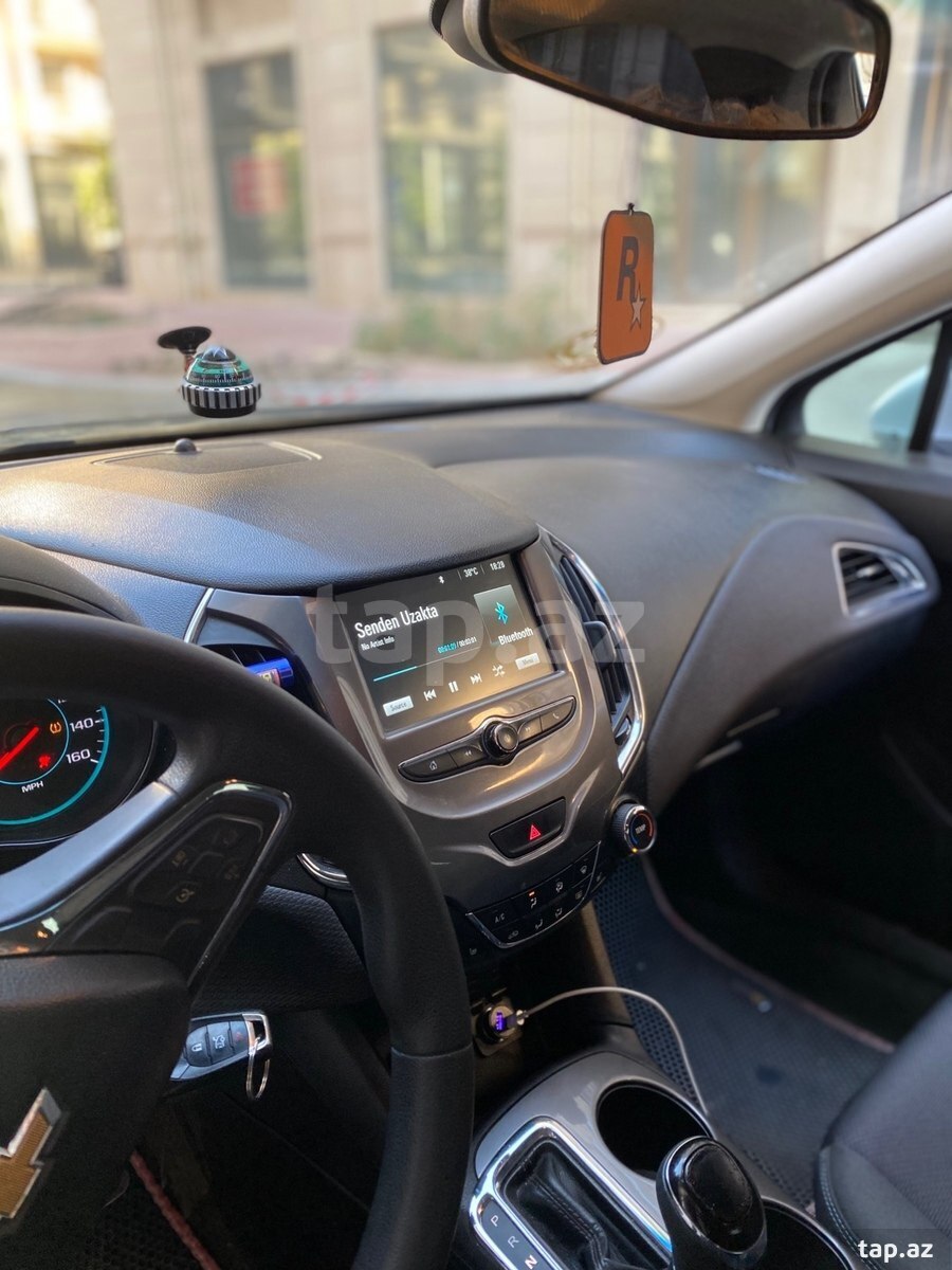 Chevrolet Cruze, 2018 il (6)