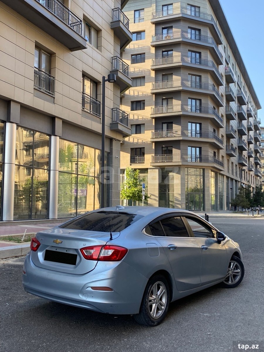 Chevrolet Cruze, 2018 il (4)