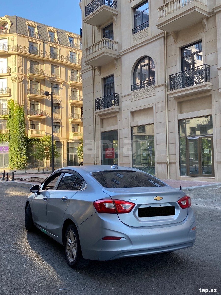Chevrolet Cruze, 2018 il (3)