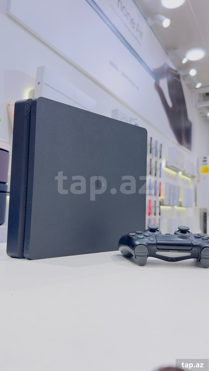 PS4 Slim 1TB (3)