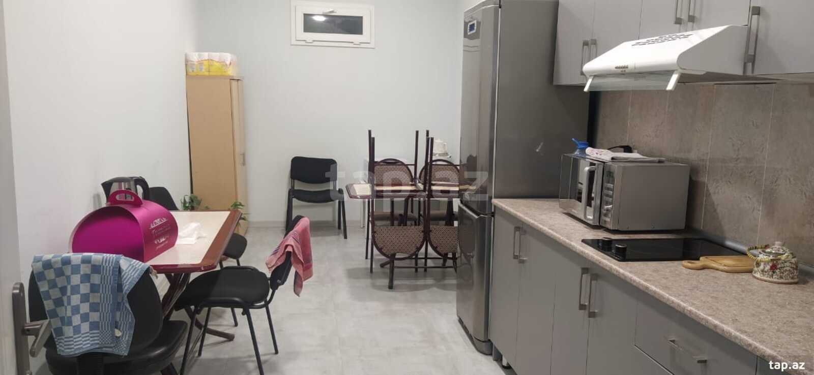 Ofis icarəyə verilir, Ə.Rəcəbli küç. (10)