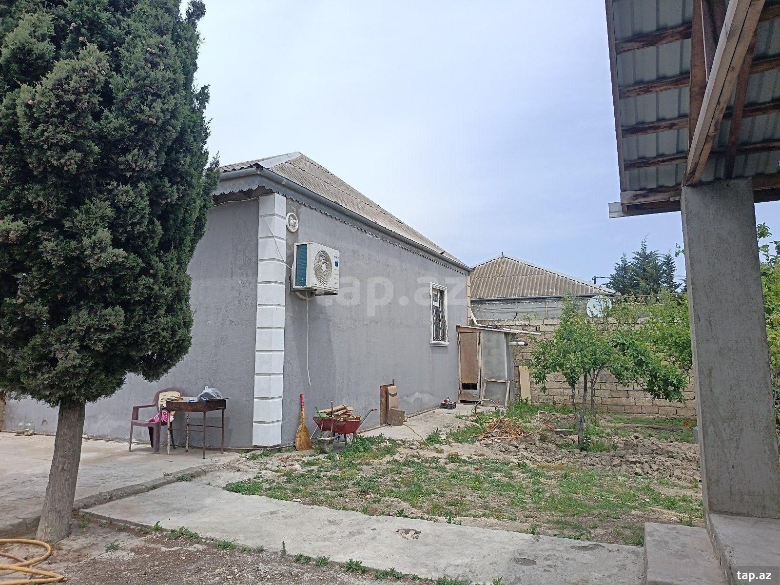 Həyət evi, Savalan qəs. (9)