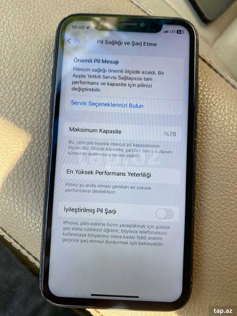 Apple iPhone XR Black 64GB/3GB (2)