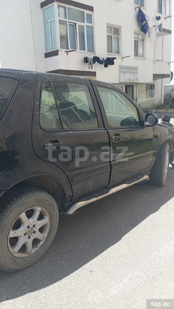 Mercedes ML 320, 2000 il (2)