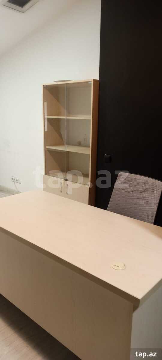 Ofis icarəyə verilir, Ə.Rəcəbli küç. (10)