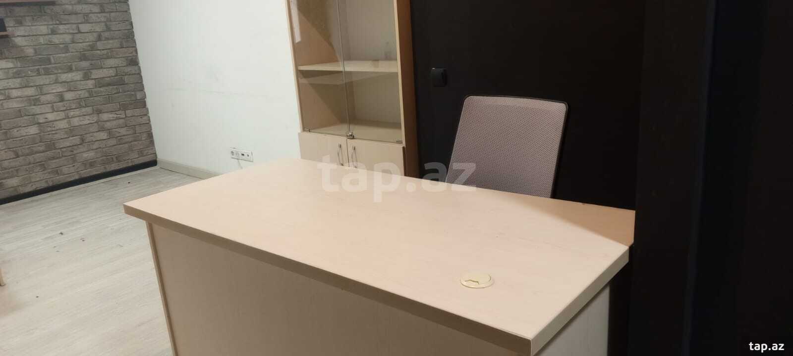 Ofis icarəyə verilir, Ə.Rəcəbli küç. (7)